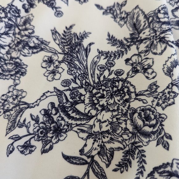 Spring dress With Pockets! Size 13/14 - Picture 7 of 8